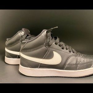 Nike court vision mid Men’s 8 women’s 9.5